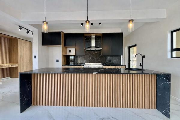 4 Bedroom Property for Sale in Sandown Western Cape